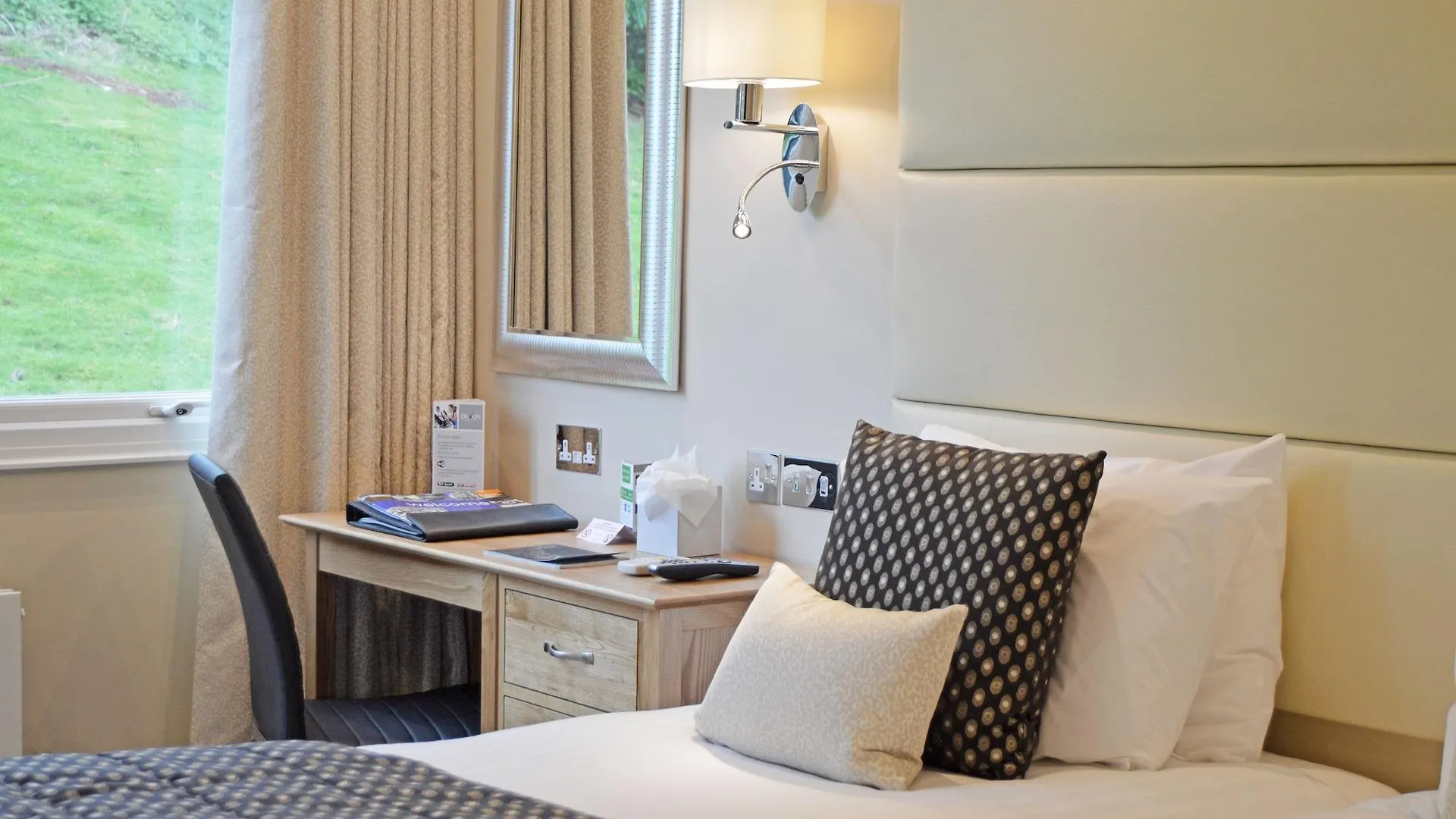 The Devon Hotel Exminster 3*,